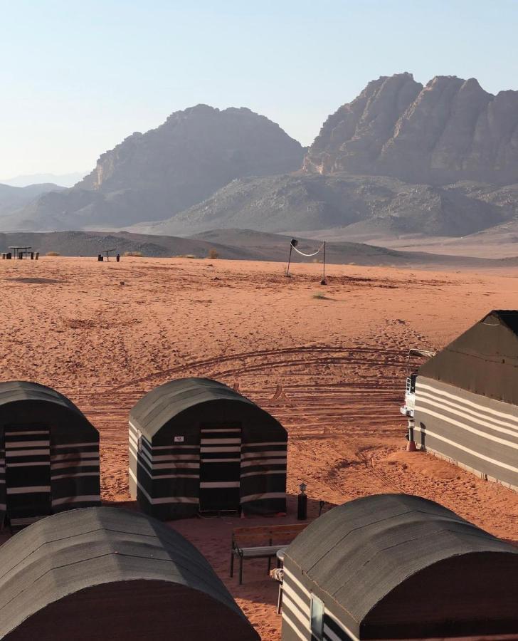 Wadi Rum Tents Luaran gambar